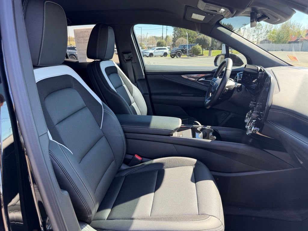 Used 2025 Chevrolet Blazer EV LT image 32