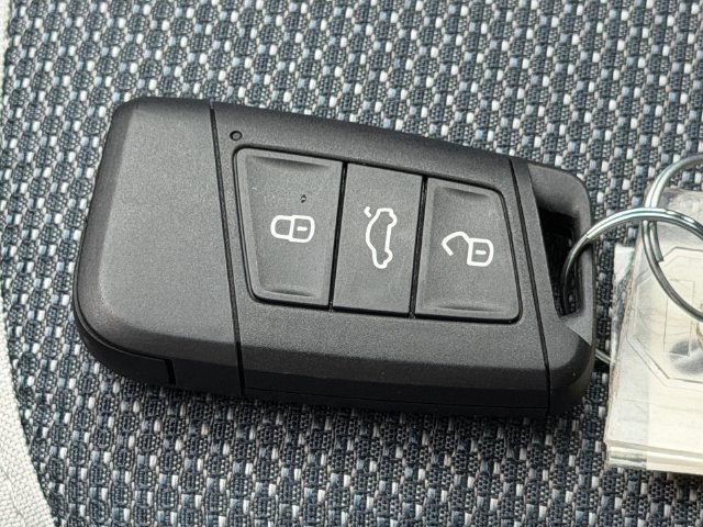 New 2027 Volkswagen Taos S FWD image 20