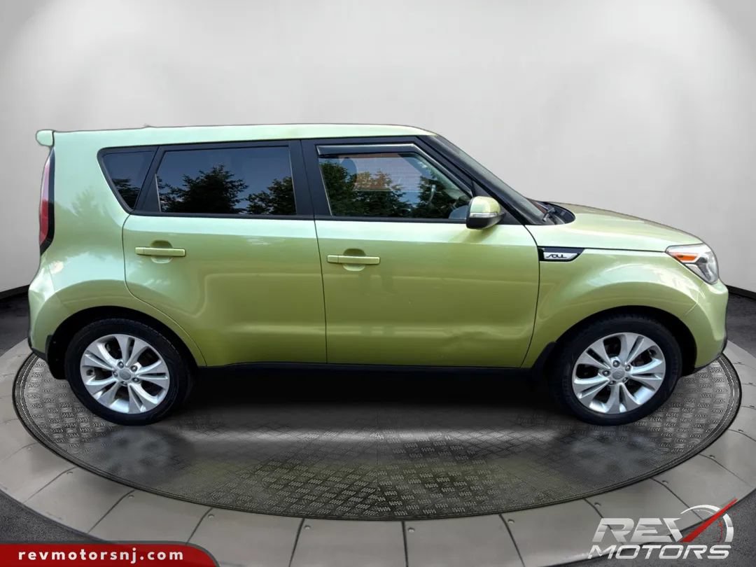 Used 2014 Kia Soul + FWD image 6