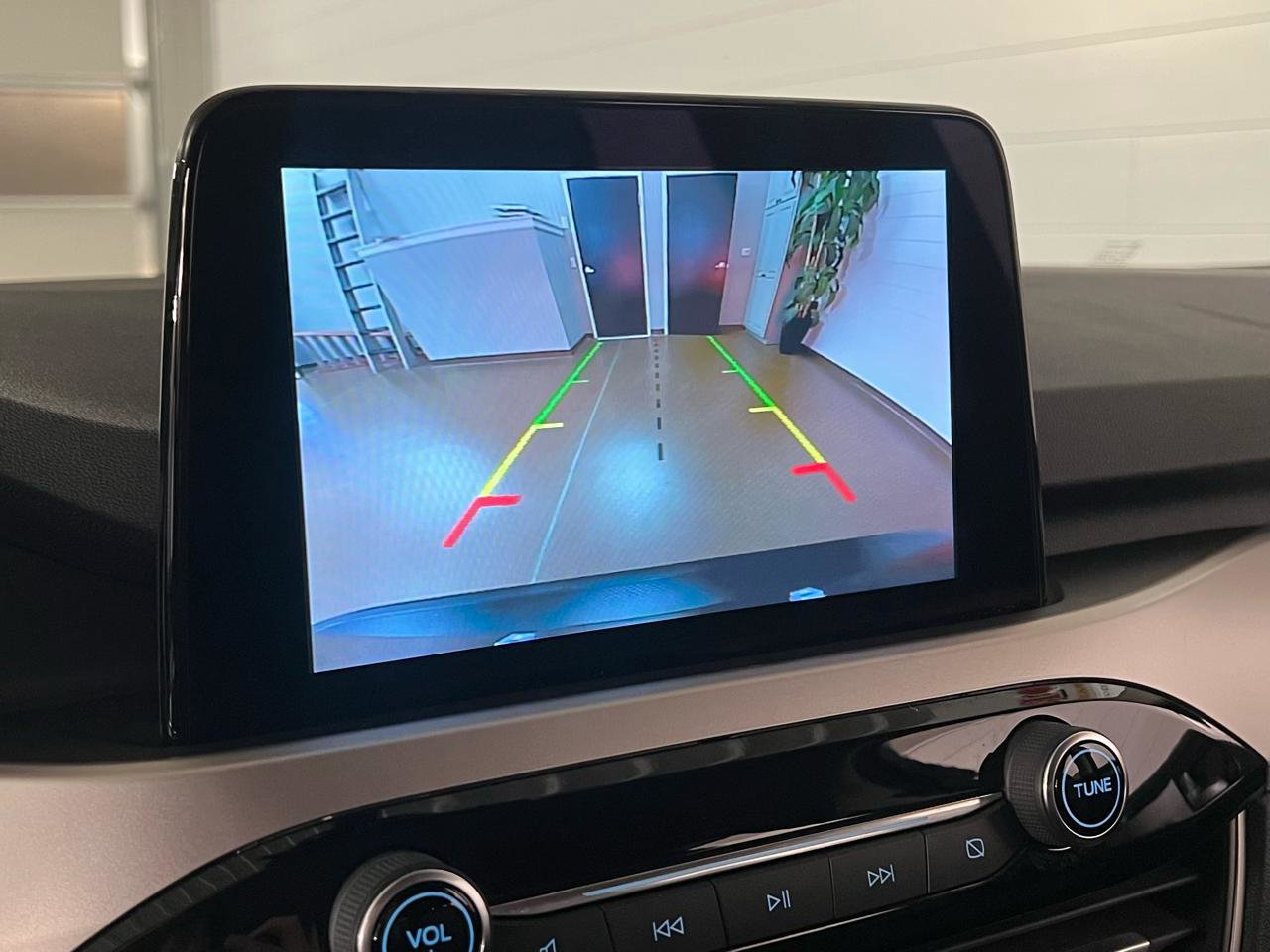 Used 2020 Ford Escape SE image 22