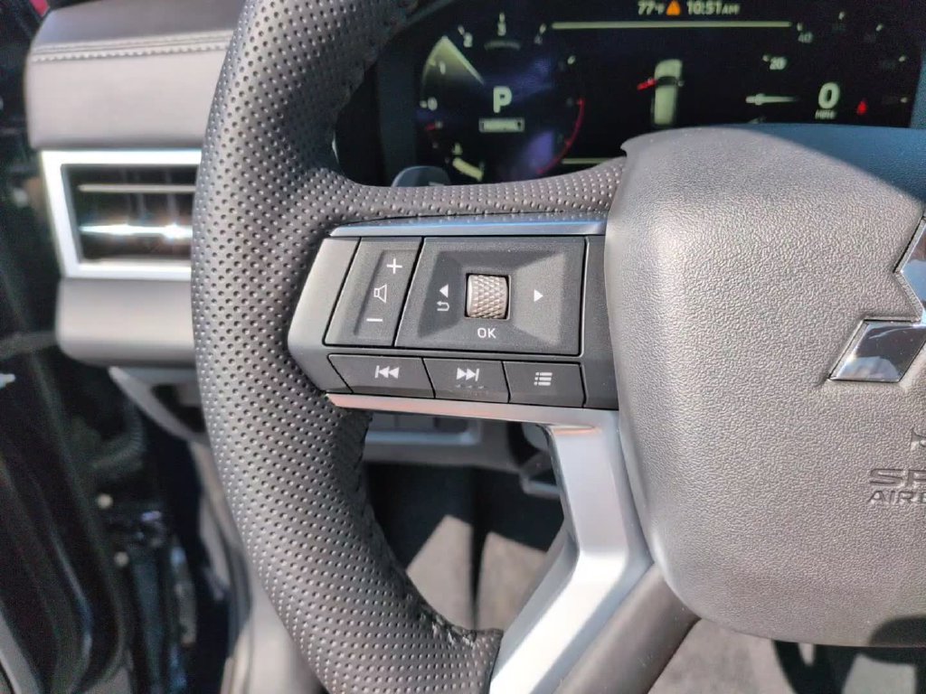 New 2026 Mitsubishi Outlander SE AWD/4WD image 21