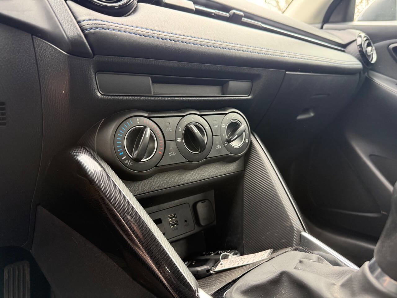 Used 2016 Scion iA image 30