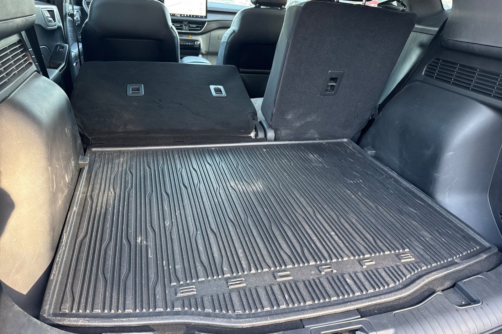 Used 2024 Ford Escape SE w/ PHEV Premium Package image 15