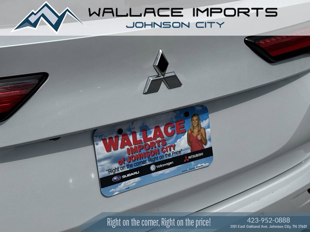 Used 2024 Mitsubishi Outlander ES AWD/4WD image 10