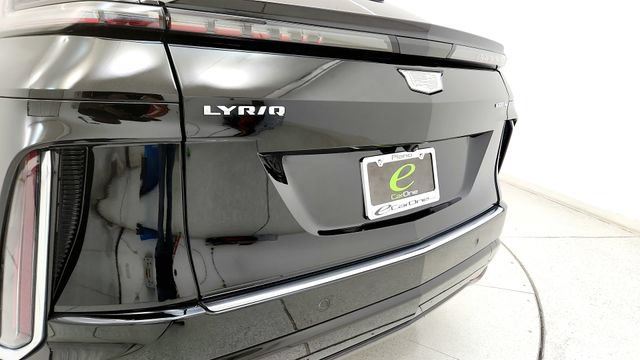 Used 2025 Cadillac Lyriq Luxury AWD/4WD image 28