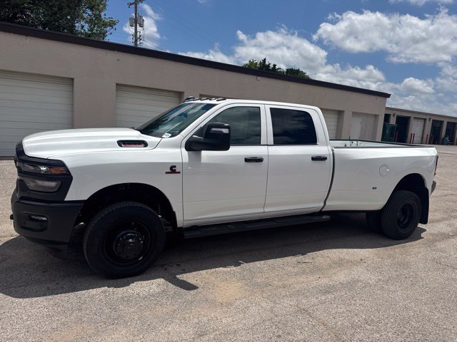 New 2026 RAM 3500 Tradesman AWD/4WD image 3