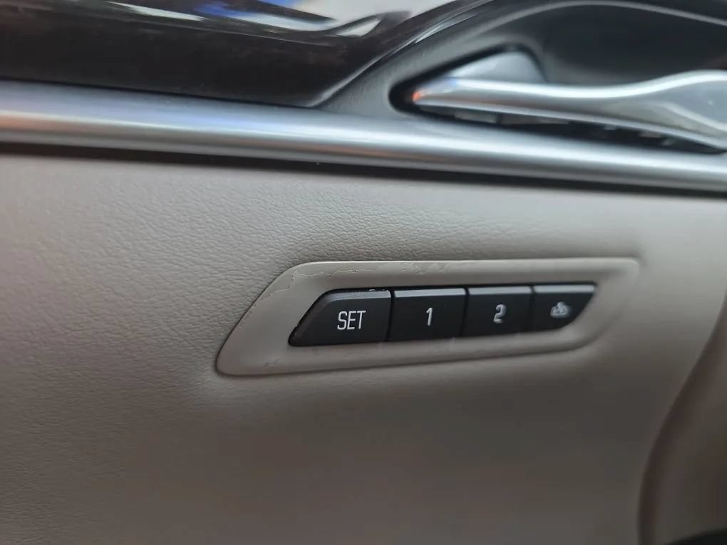 Used 2017 Cadillac XTS Luxury w/ Driver Awareness Package FWD image 25