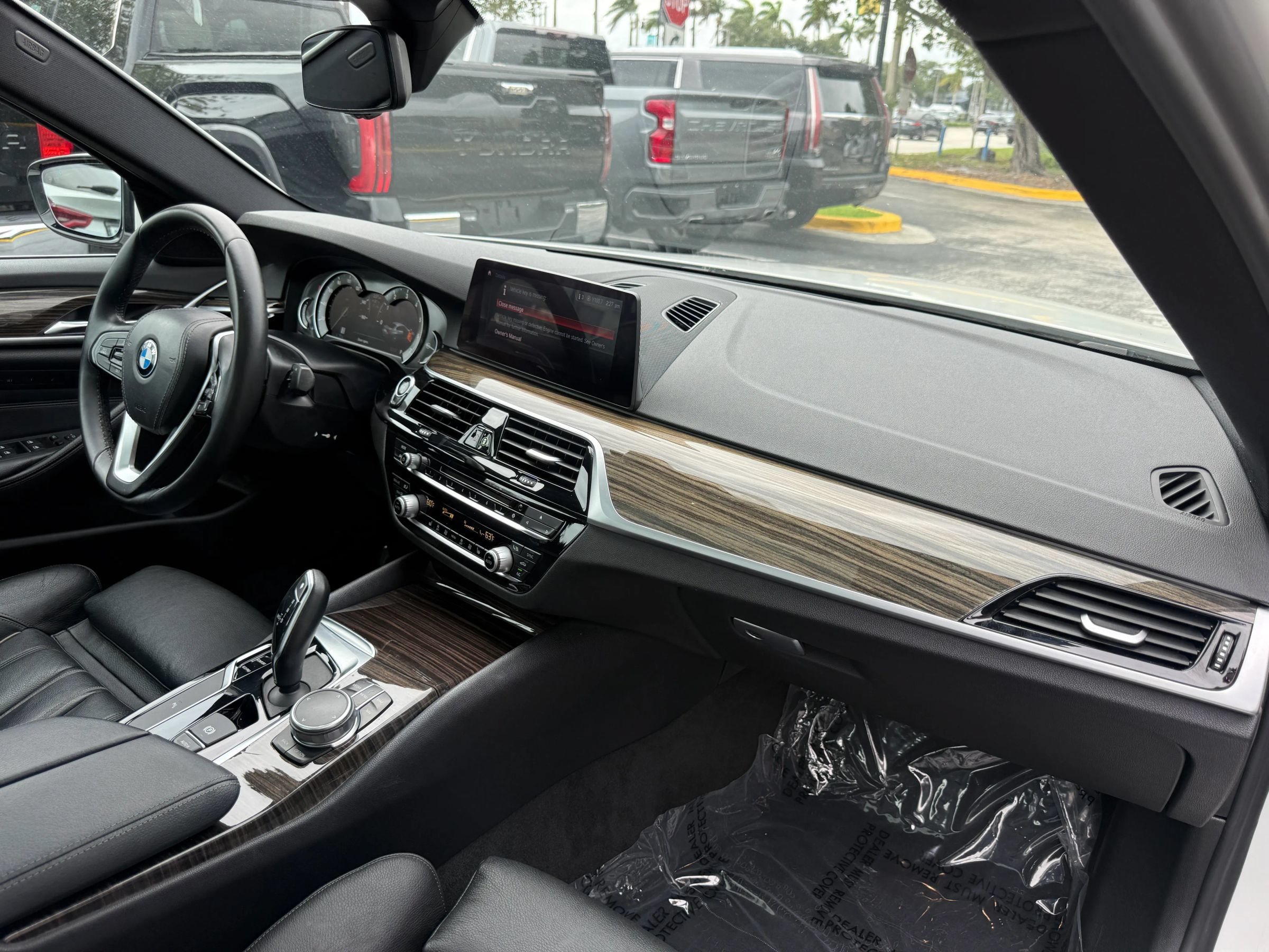 Used 2019 BMW 530i w/ Convenience Package RWD image 22
