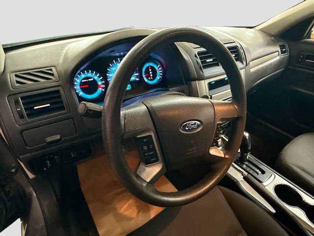 Used 2010 Ford Fusion SE FWD image 9