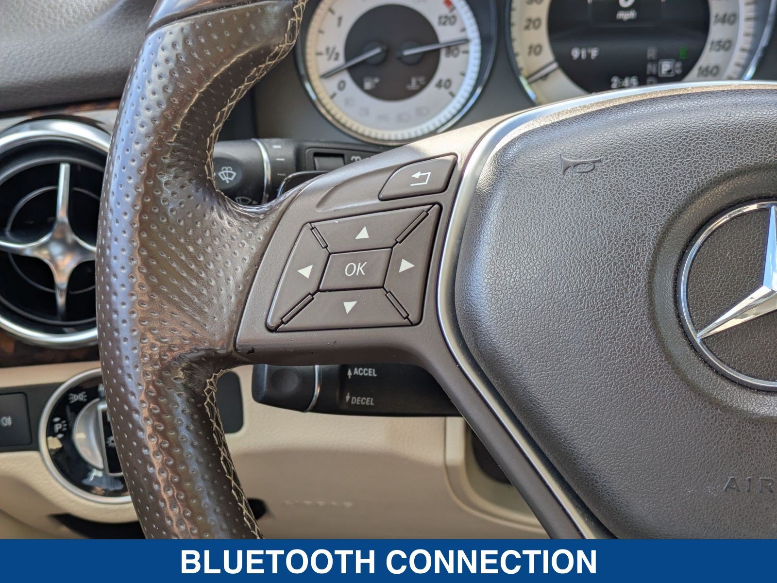 Used 2015 Mercedes-Benz GLK 350 2WD image 26