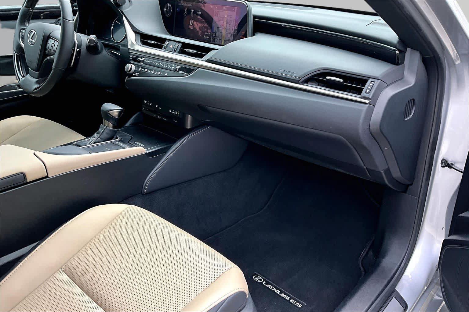 Used 2021 Lexus ES 350 w/ Premium Package FWD image 19
