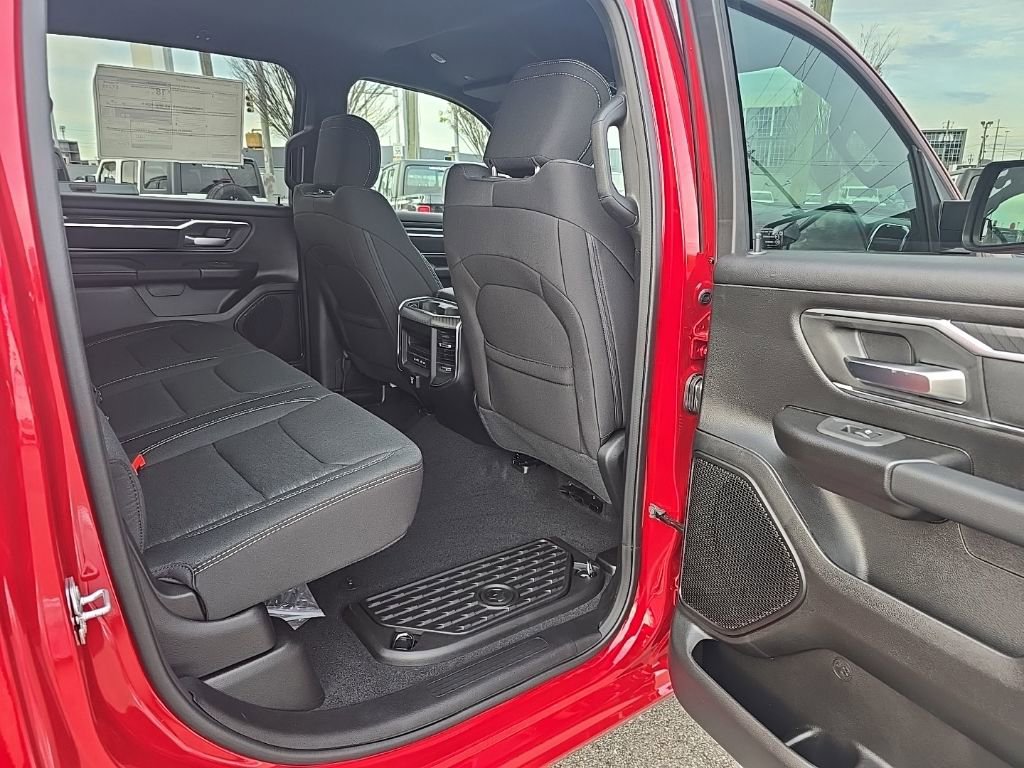 New 2026 RAM 1500 4x4 Crew Cab image 20
