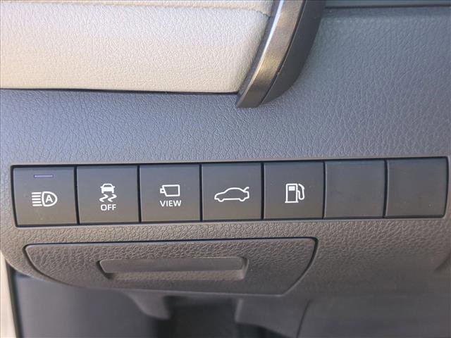 Used 2018 Toyota Camry XLE w/ Audio Package image 14