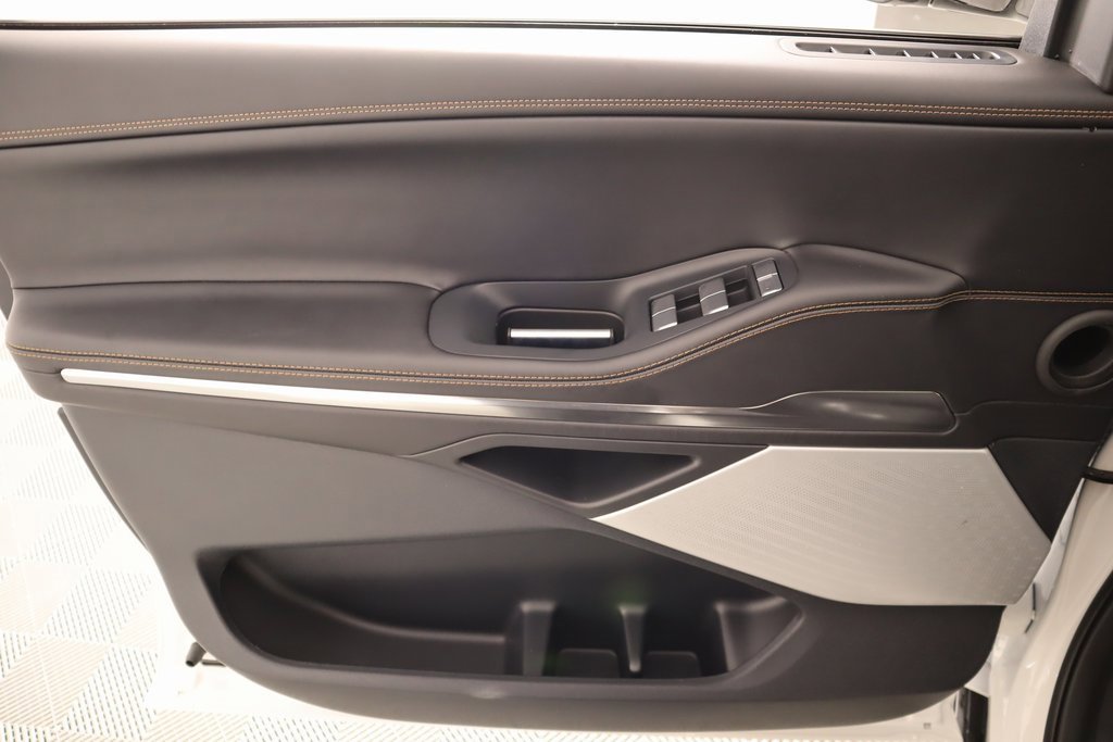 New 2025 Lincoln Navigator Black Label image 18