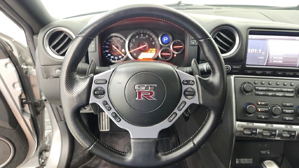 Used 2009 Nissan GT-R Premium AWD/4WD image 37