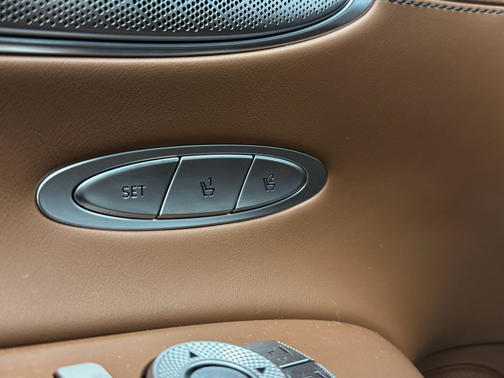 Used 2022 Genesis GV70 2.5T w/ Advanced Package image 19