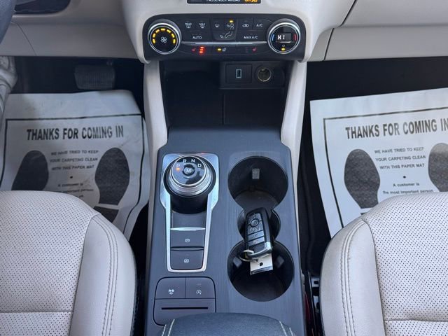 Used 2020 Ford Escape SEL AWD/4WD image 17