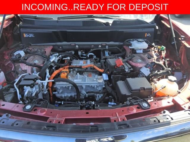 Used 2026 Cadillac Vistiq Sport w/ LPO, Floor Liner Package AWD/4WD image 8