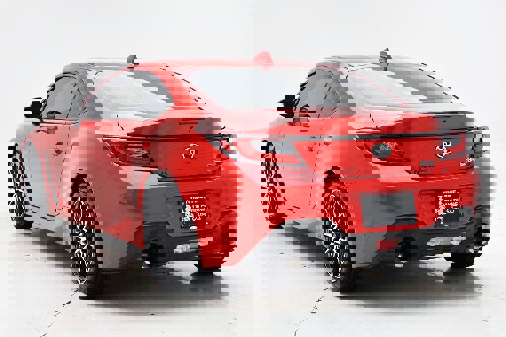 Used 2024 Toyota GR86 image 7