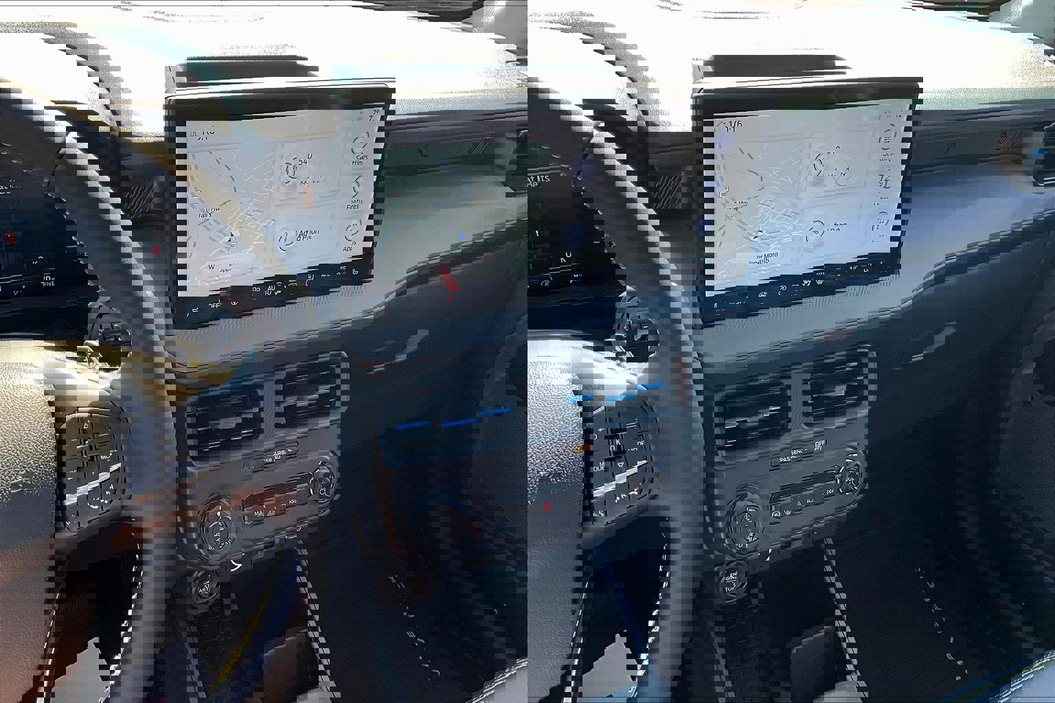 New 2025 Ford Maverick Lobo image 7