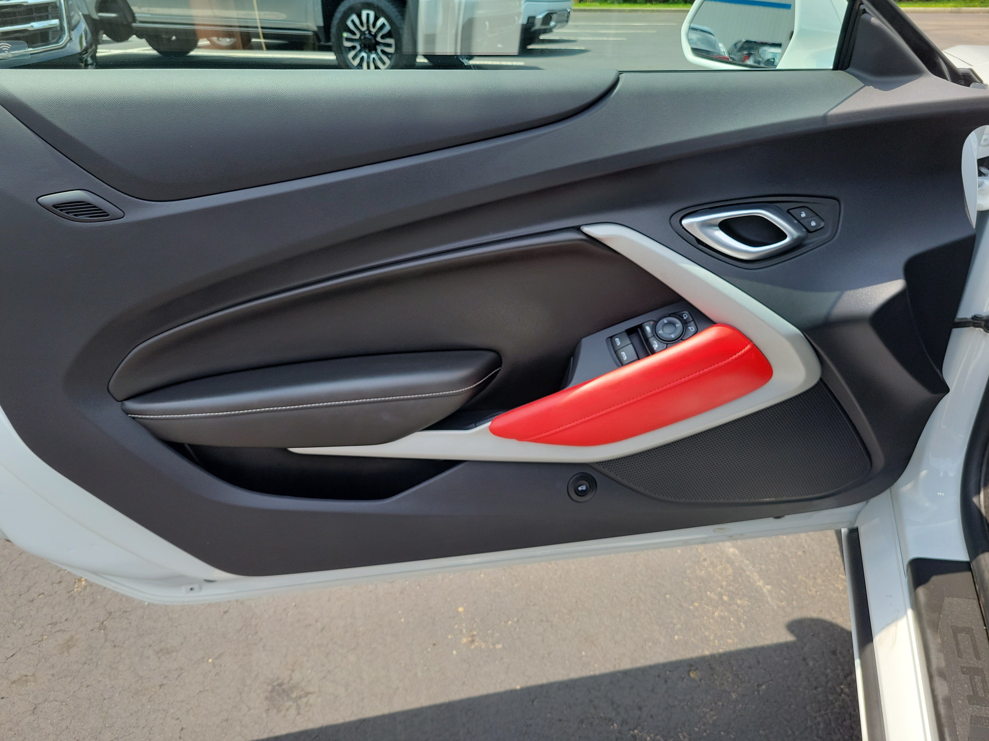 Used 2023 Chevrolet Camaro LT RWD image 14