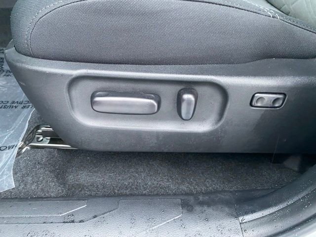 Used 2023 Toyota Tacoma TRD Off-Road image 16