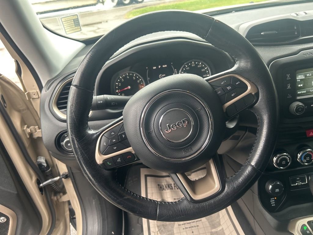 Used 2016 Jeep Renegade 75th Anniversary AWD/4WD image 18