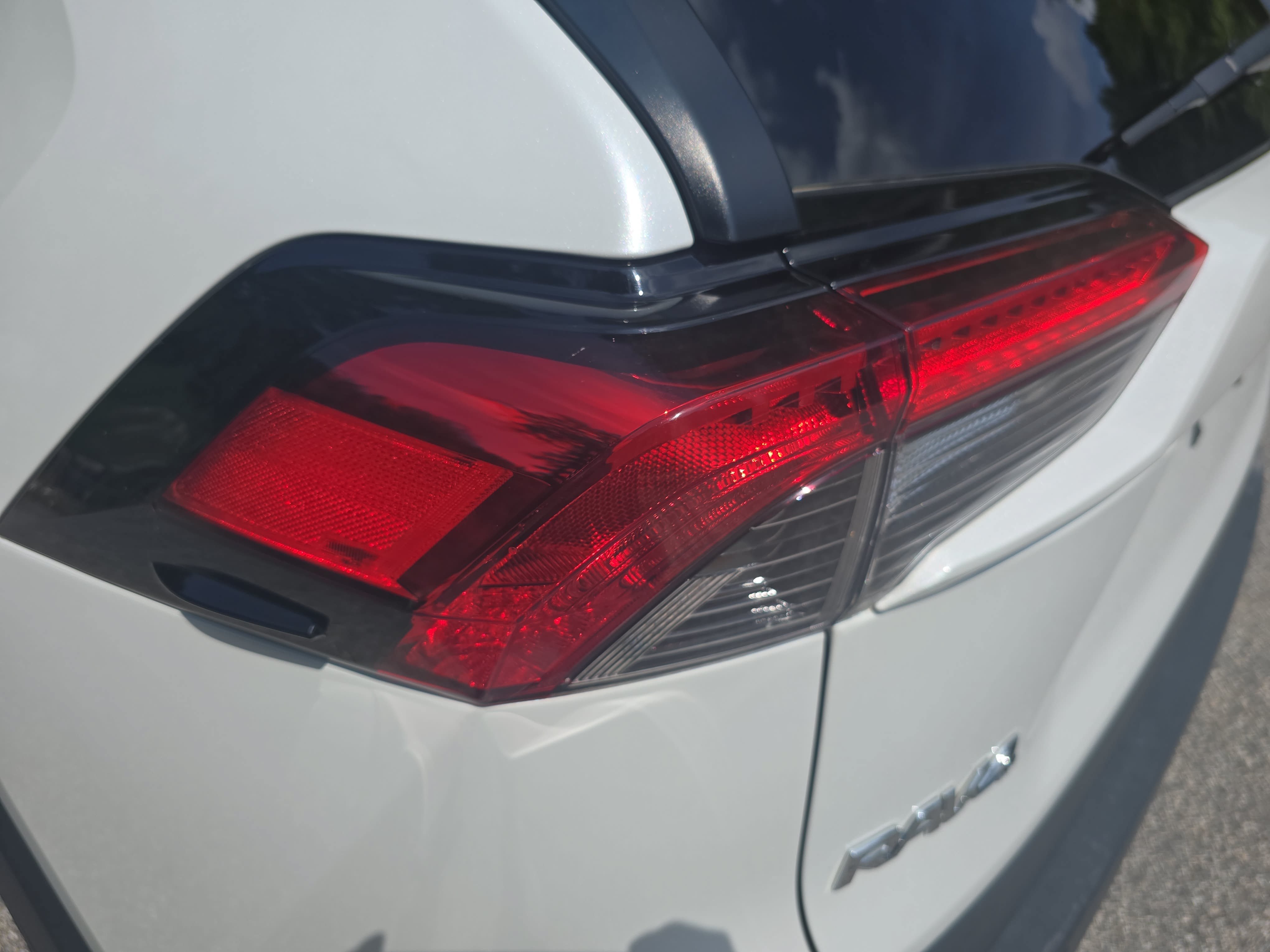 Used 2025 Toyota RAV4 XLE Premium FWD image 35
