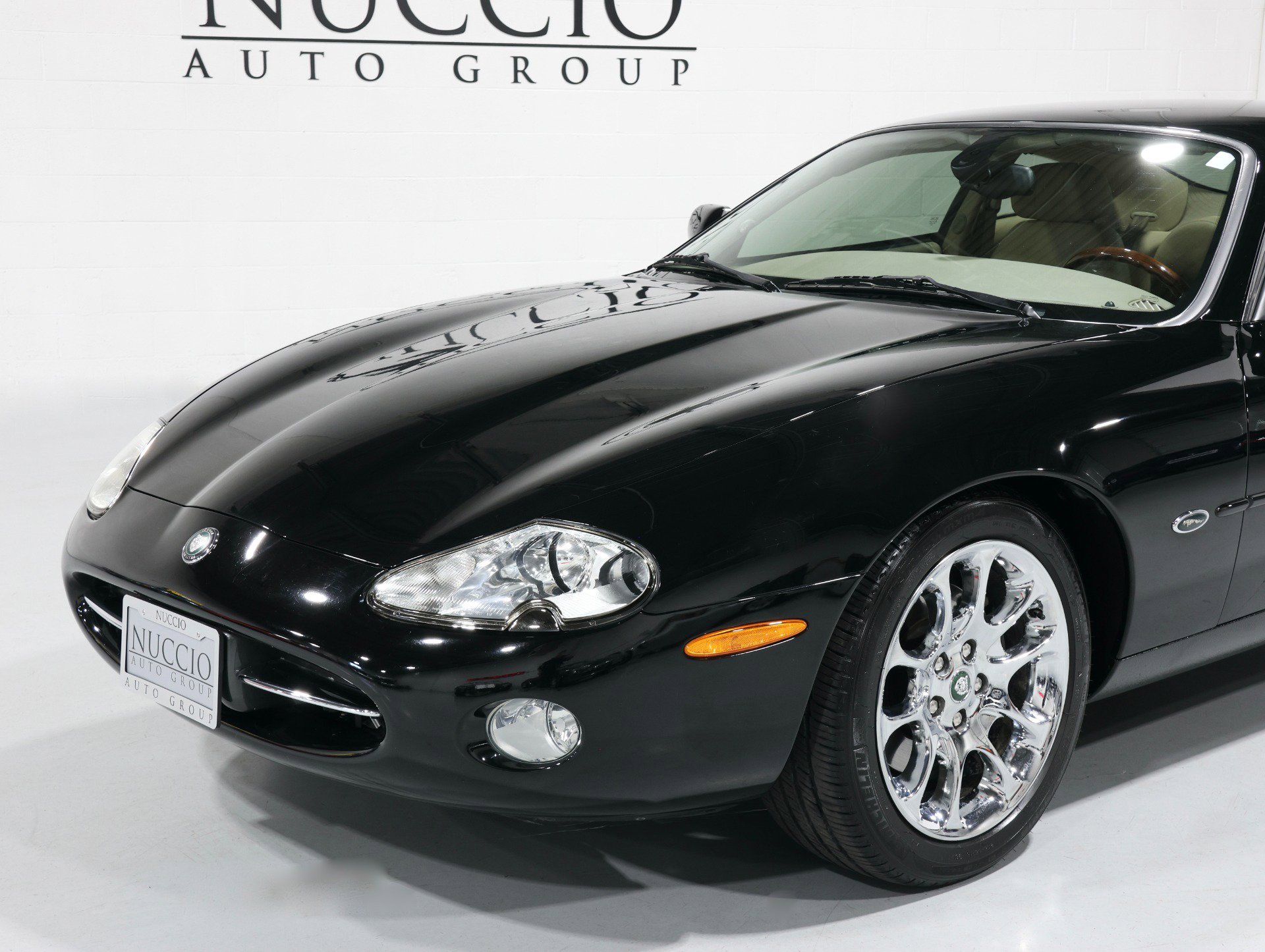 Used 2002 Jaguar XK8 Coupe image 37