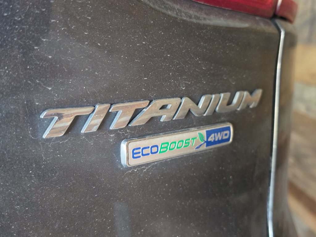 Used 2015 Ford Escape Titanium w/ Equipment Group 301A AWD/4WD image 6