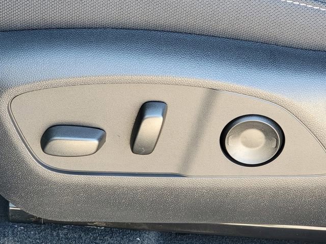New 2026 Chevrolet Traverse LT w/ Sun and Wheel Package image 37