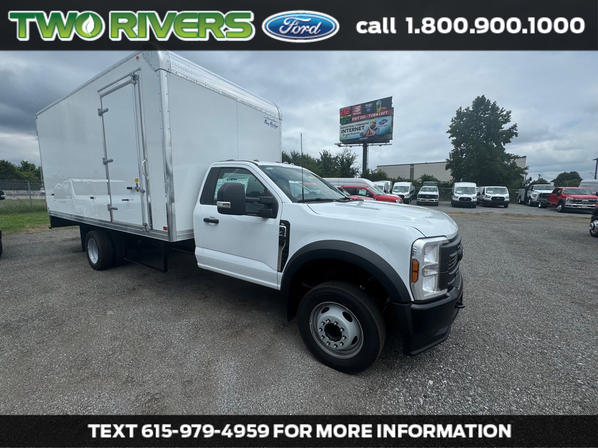 New 2025 Ford F450 2WD Regular Cab Super Duty