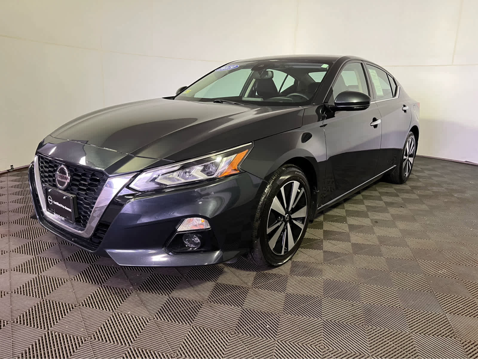 Used 2019 Nissan Altima 2.5 SV AWD/4WD image 3
