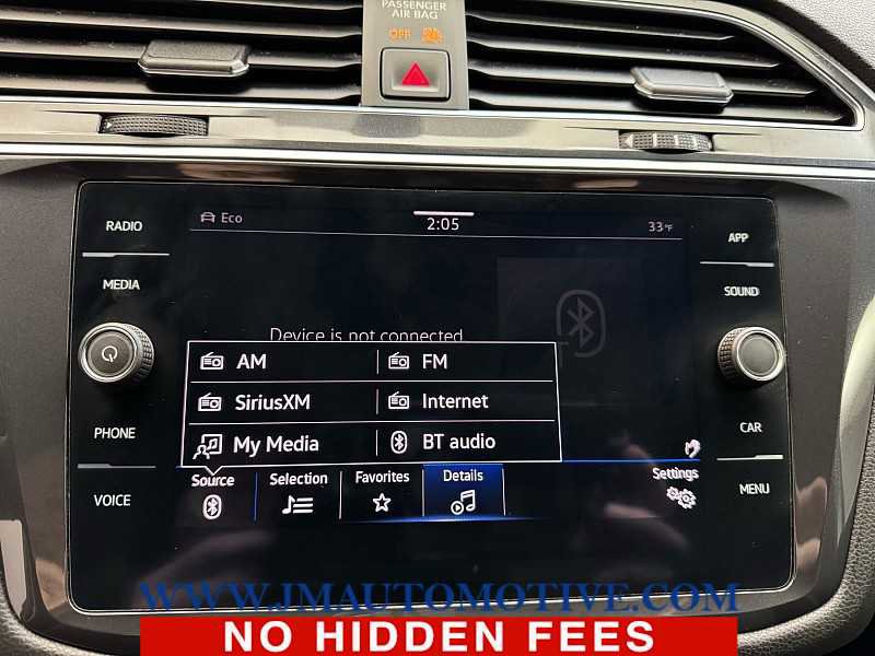 Used 2021 Volkswagen Tiguan SE R-Line image 25