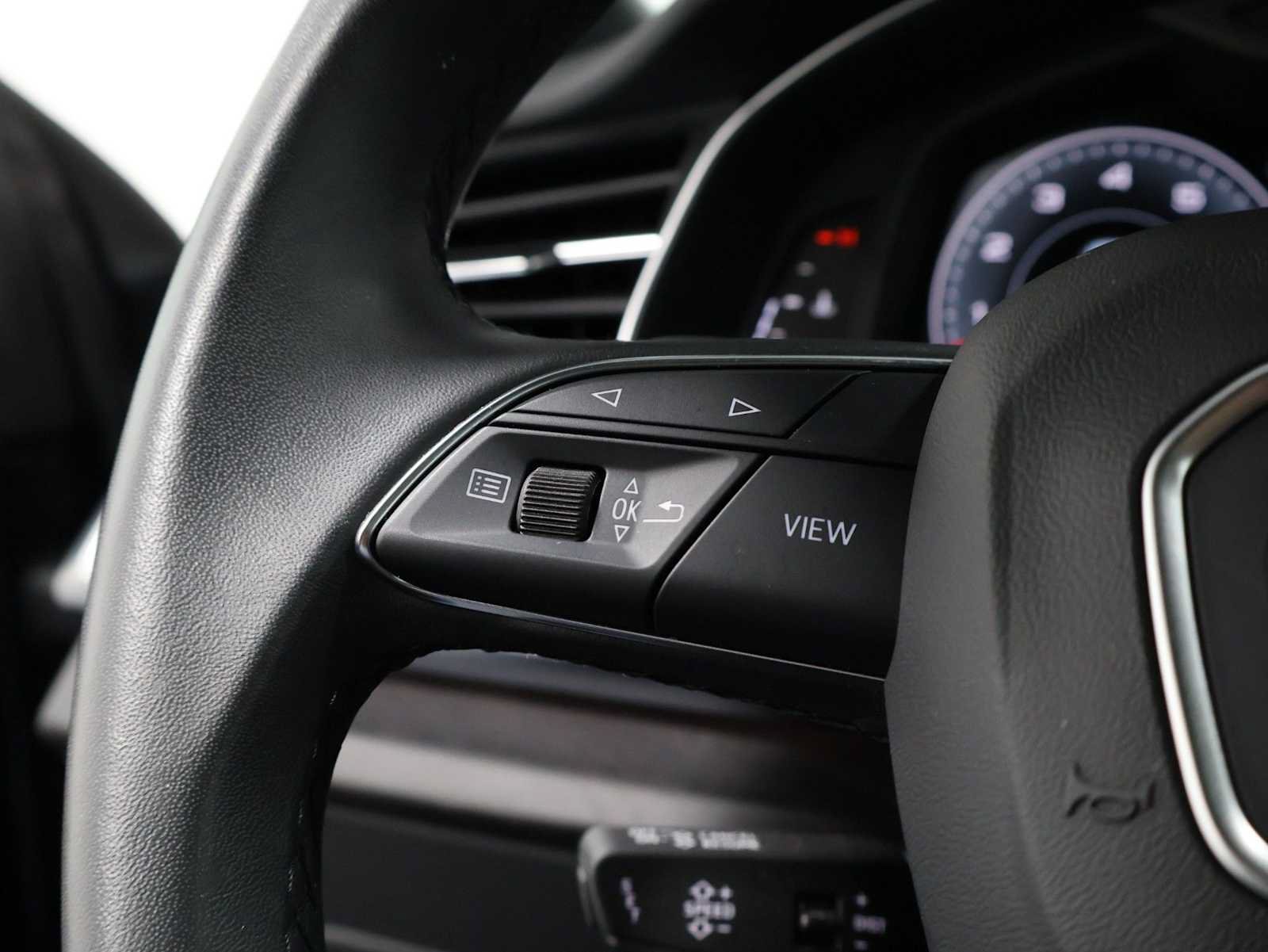 Used 2023 Audi Q8 Prestige w/ Prestige Package AWD/4WD image 25