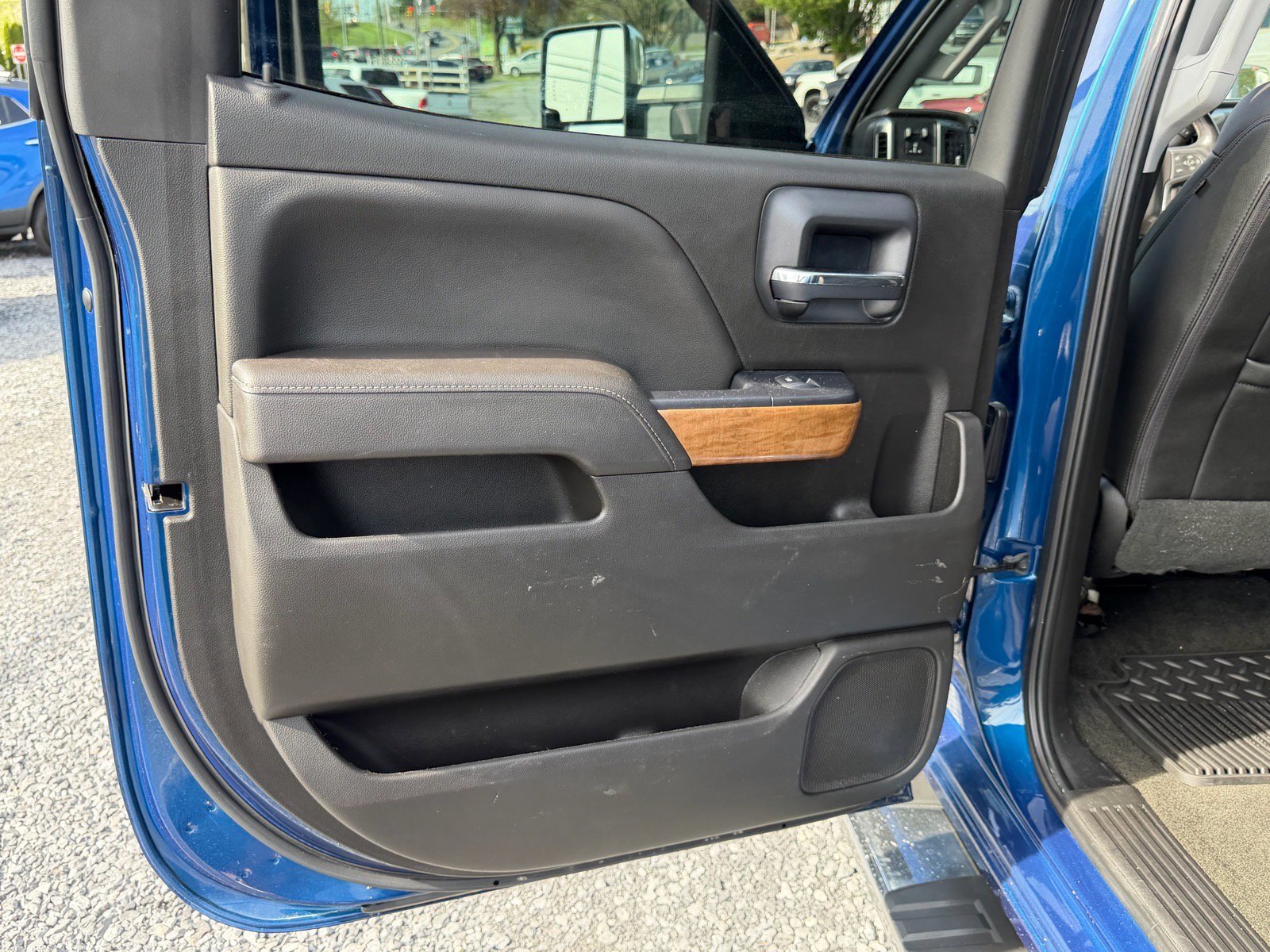 Used 2017 Chevrolet Silverado 3500 LTZ w/ Duramax Plus Package image 20