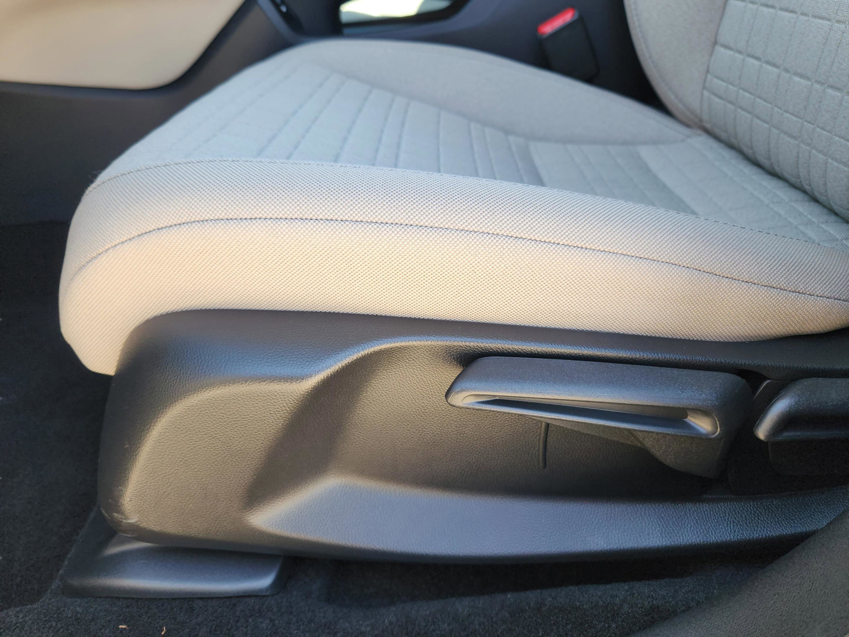 Certified 2026 Honda HR-V LX image 25