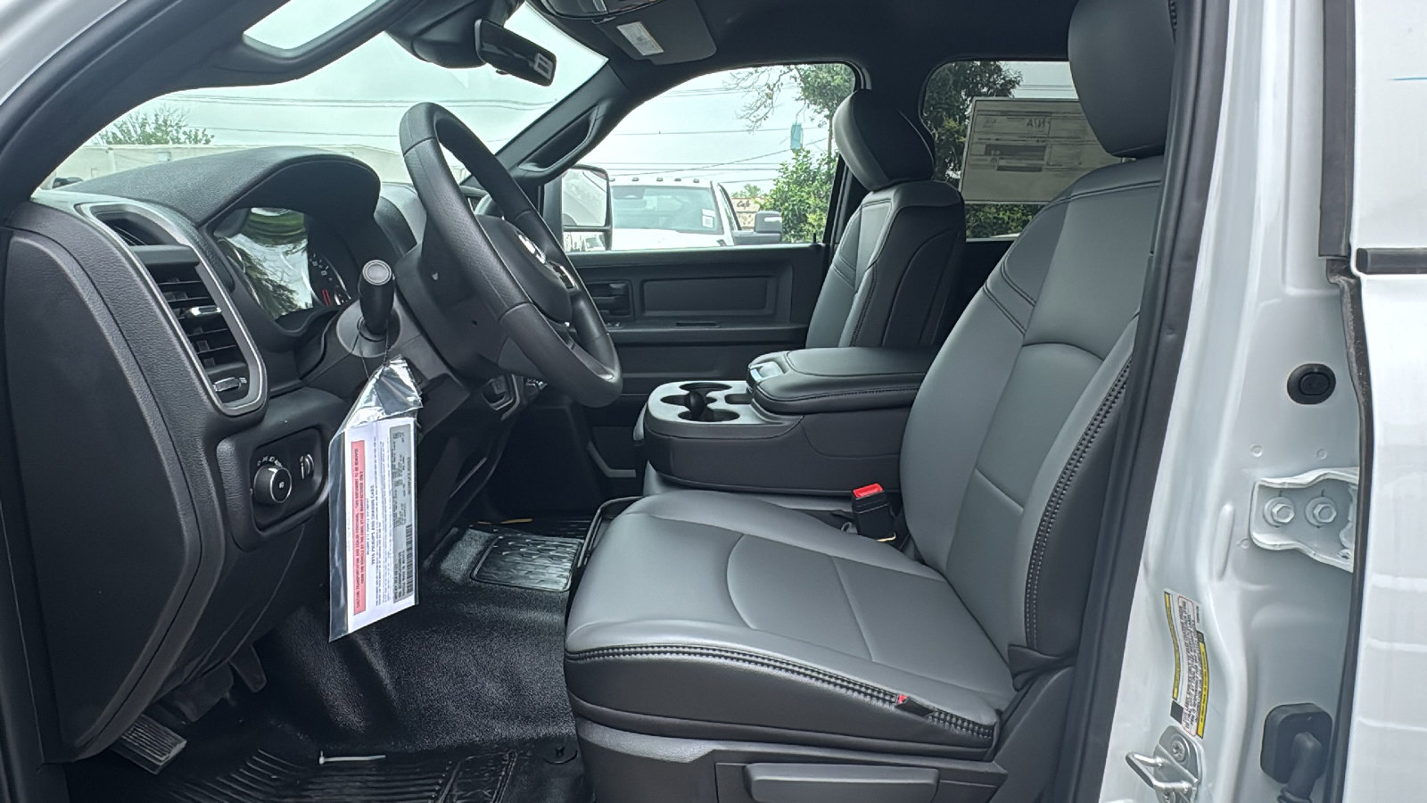 New 2026 RAM 5500 Tradesman w/ Chrome Appearance Group AWD/4WD image 7