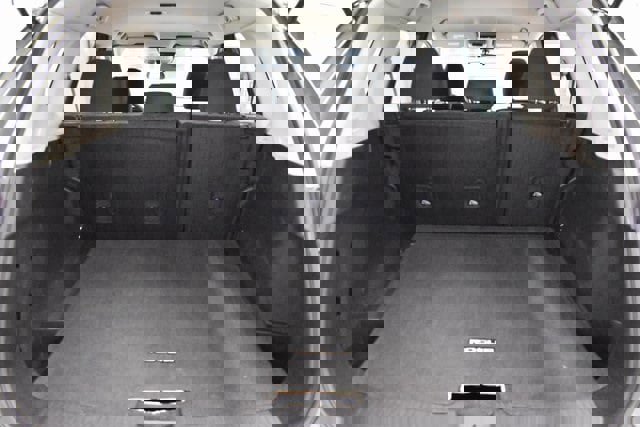 Used 2023 Nissan Rogue SV image 18