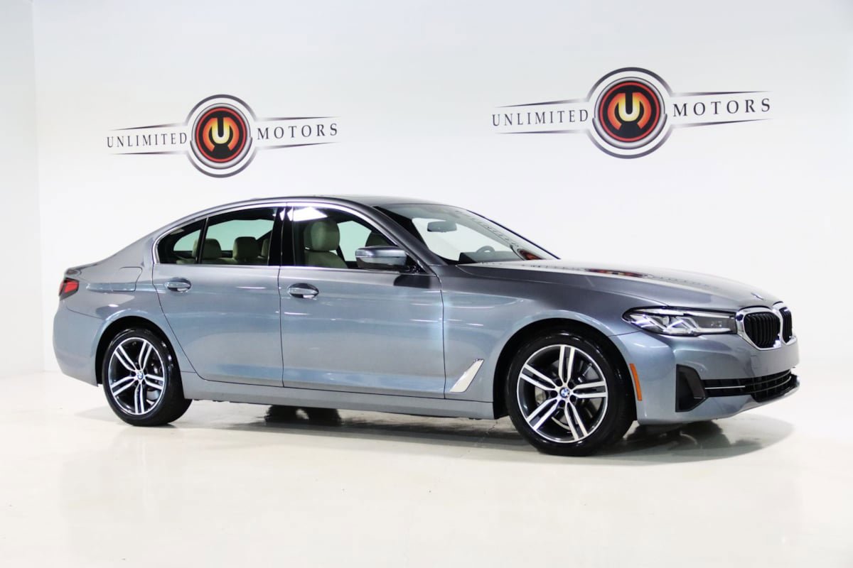 Used 2021 BMW 530i xDrive w/ Convenience Package AWD/4WD image 6