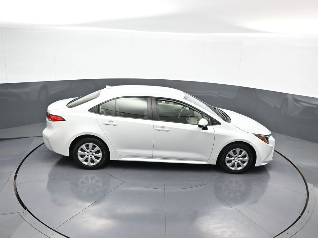 Certified 2022 Toyota Corolla LE FWD image 36
