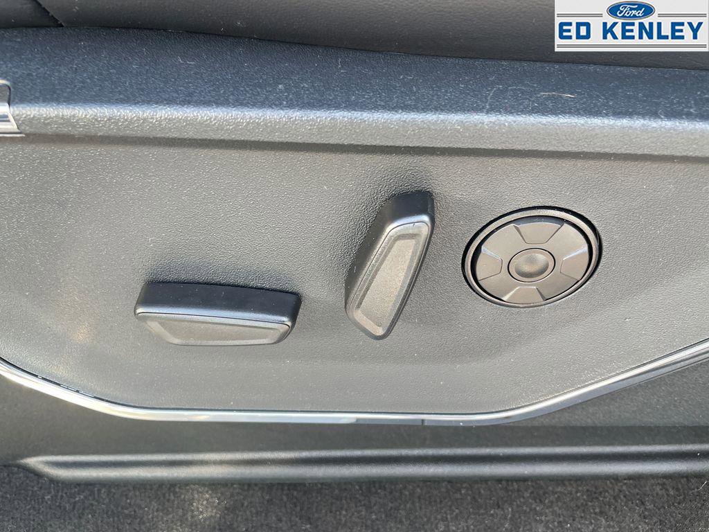 New 2026 Ford F350 Platinum image 4