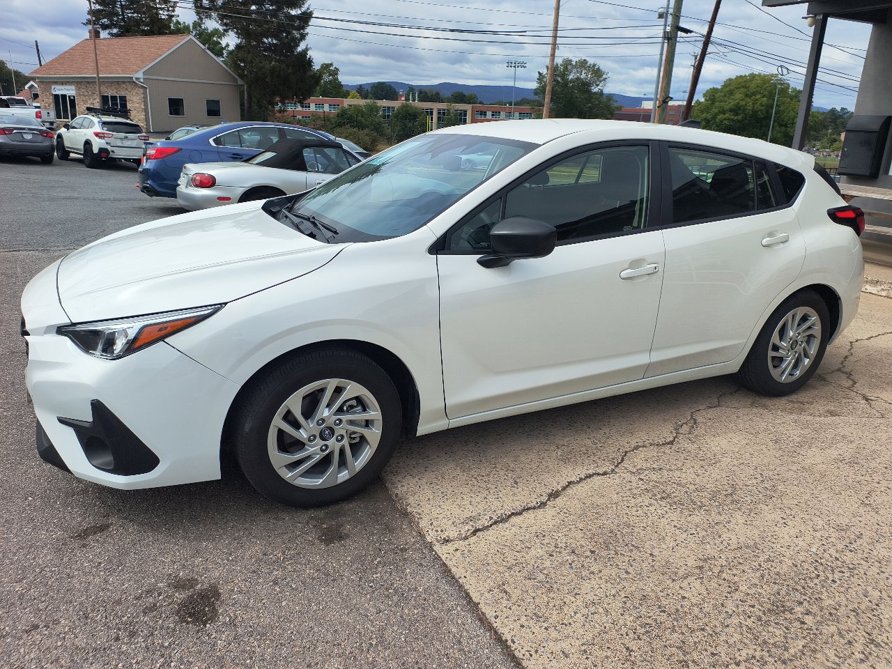 Used 2024 Subaru Impreza 2.0i image 6