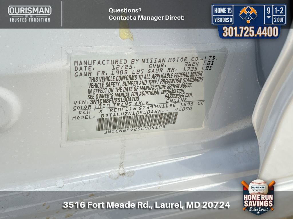 New 2025 Nissan Versa SR w/ Trunk Package FWD image 28