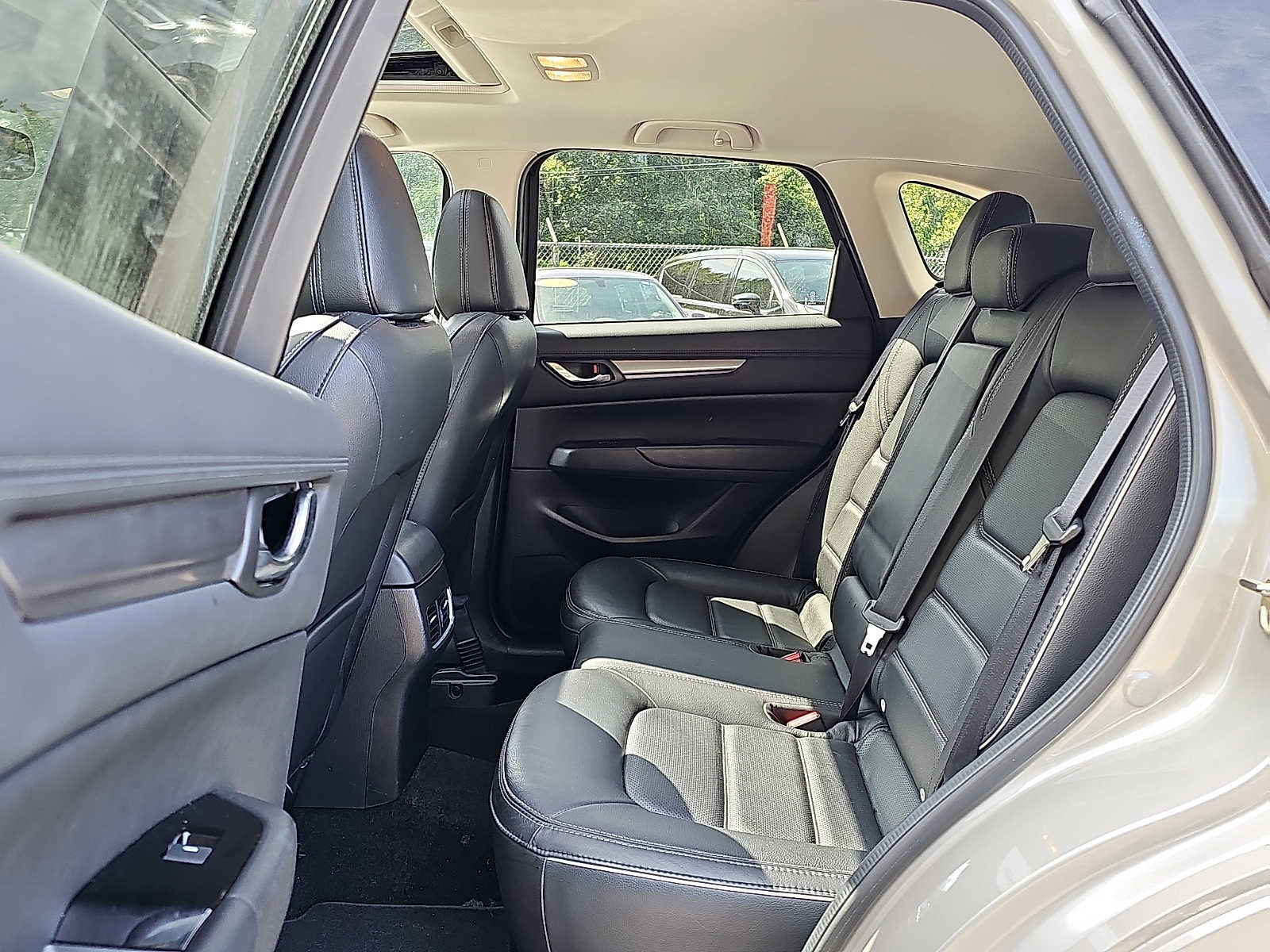 Used 2025 MAZDA CX-5 AWD 2.5 S w/ Preferred Package image 10