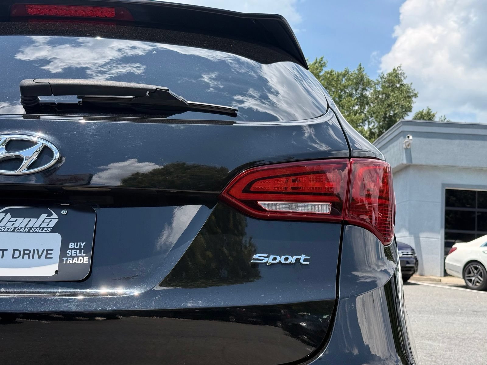 Used 2017 Hyundai Santa Fe Sport FWD image 10