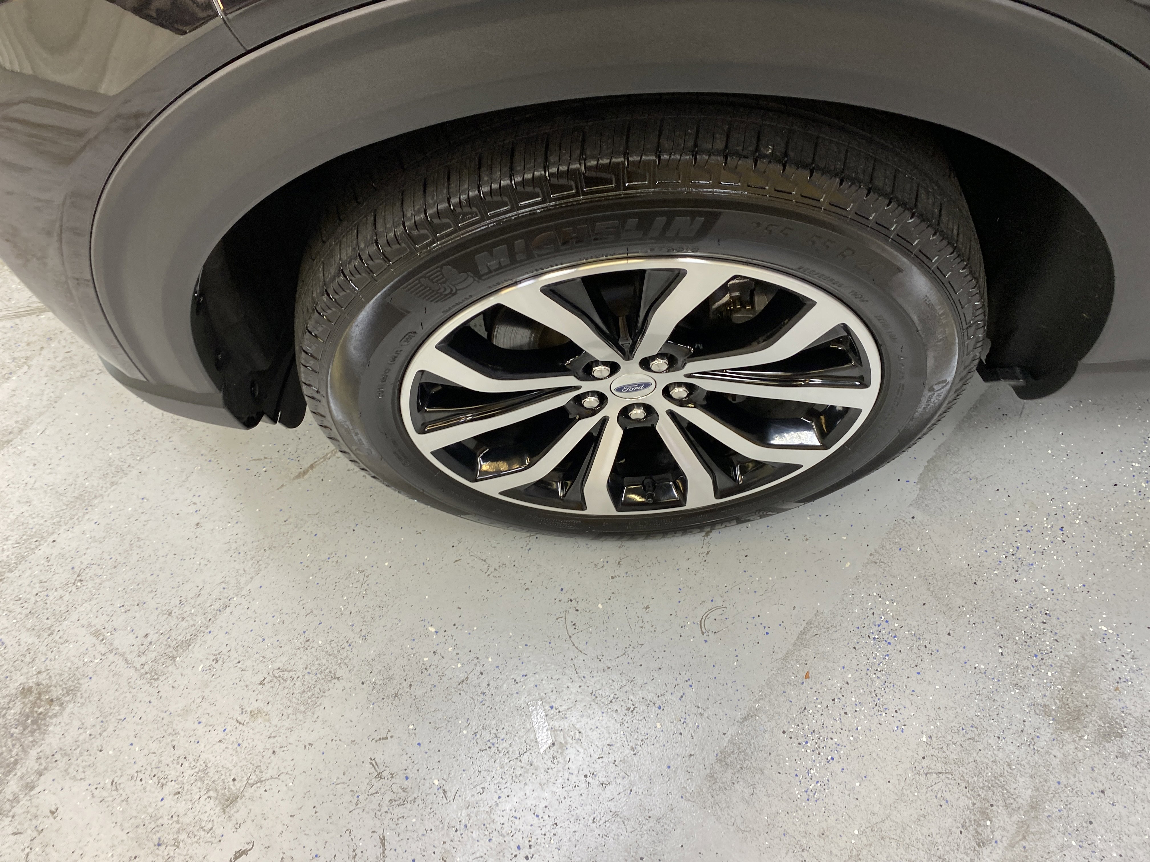 Used 2025 Ford Explorer ST-Line image 11