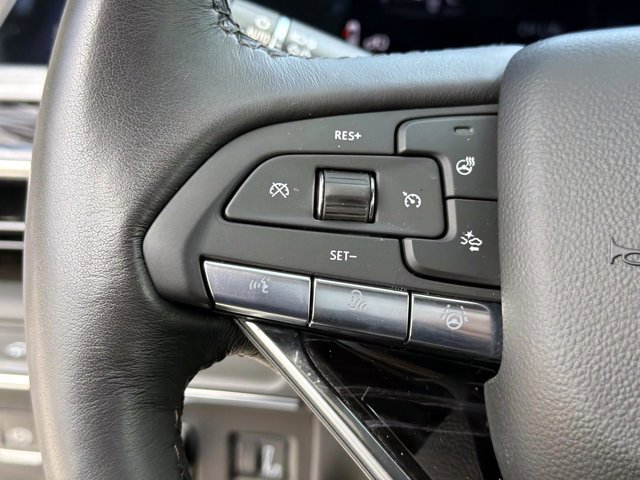 Used 2023 Cadillac Escalade Sport w/ Touring Package image 32
