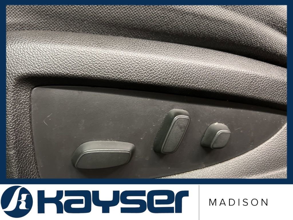 Used 2017 Chevrolet Silverado 1500 LT w/ All Star Edition image 26