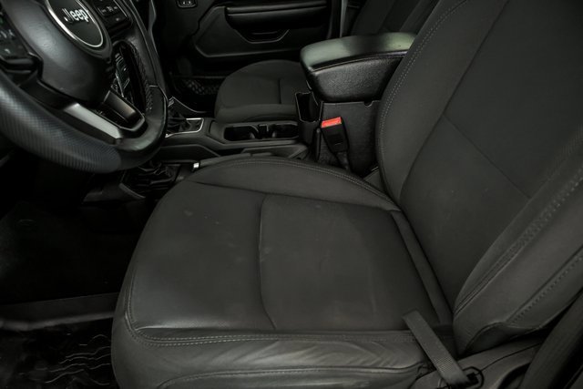 Used 2018 Jeep Wrangler Unlimited Sport S image 11